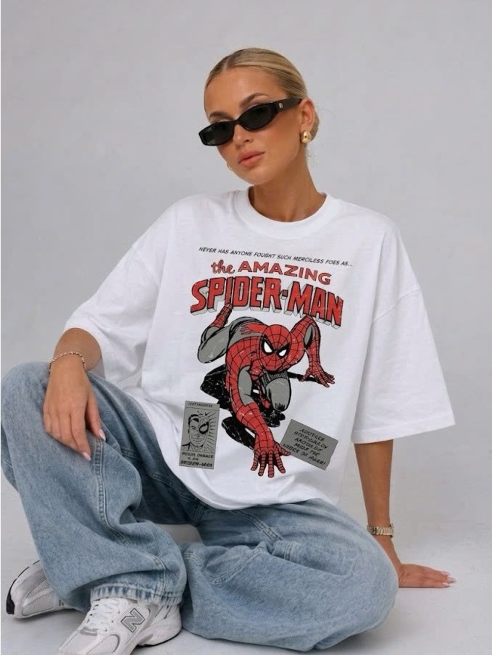 Gildan White Spider-Man Graphic Tee with Red Print